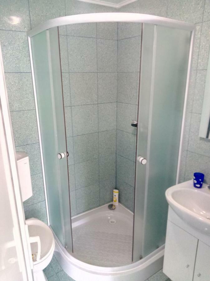 Camere De Inchiriat Carpati Hunedoara Exteriör bild